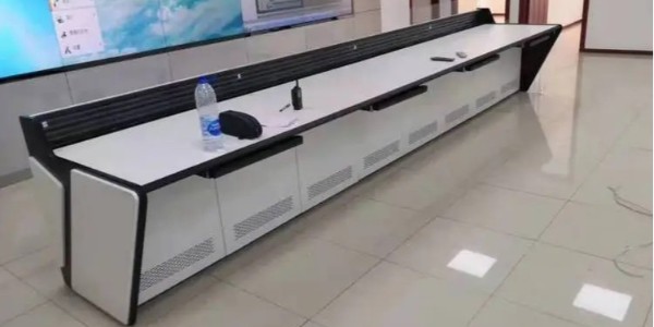 監(jiān)控操作臺(tái)散熱通風(fēng)裝置如何提高散熱效果？